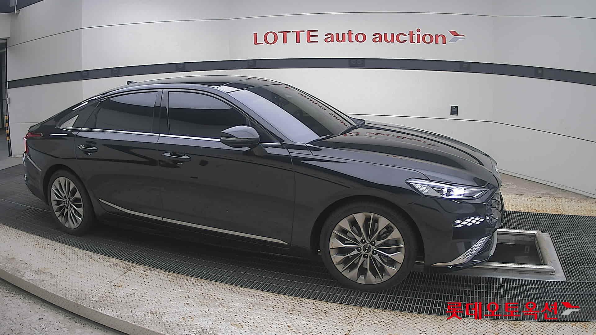 2023 - kia k8