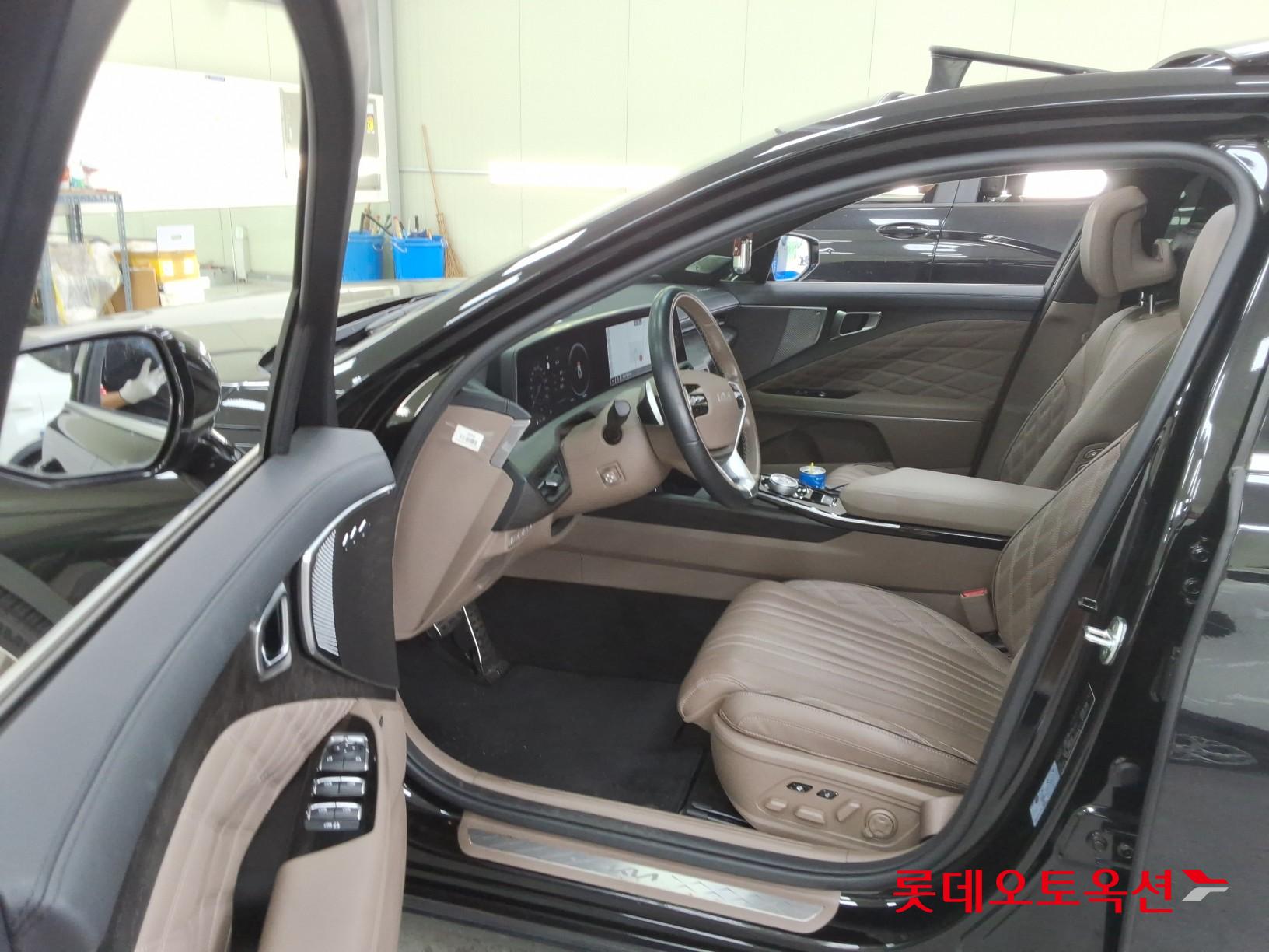 2023 - kia k8