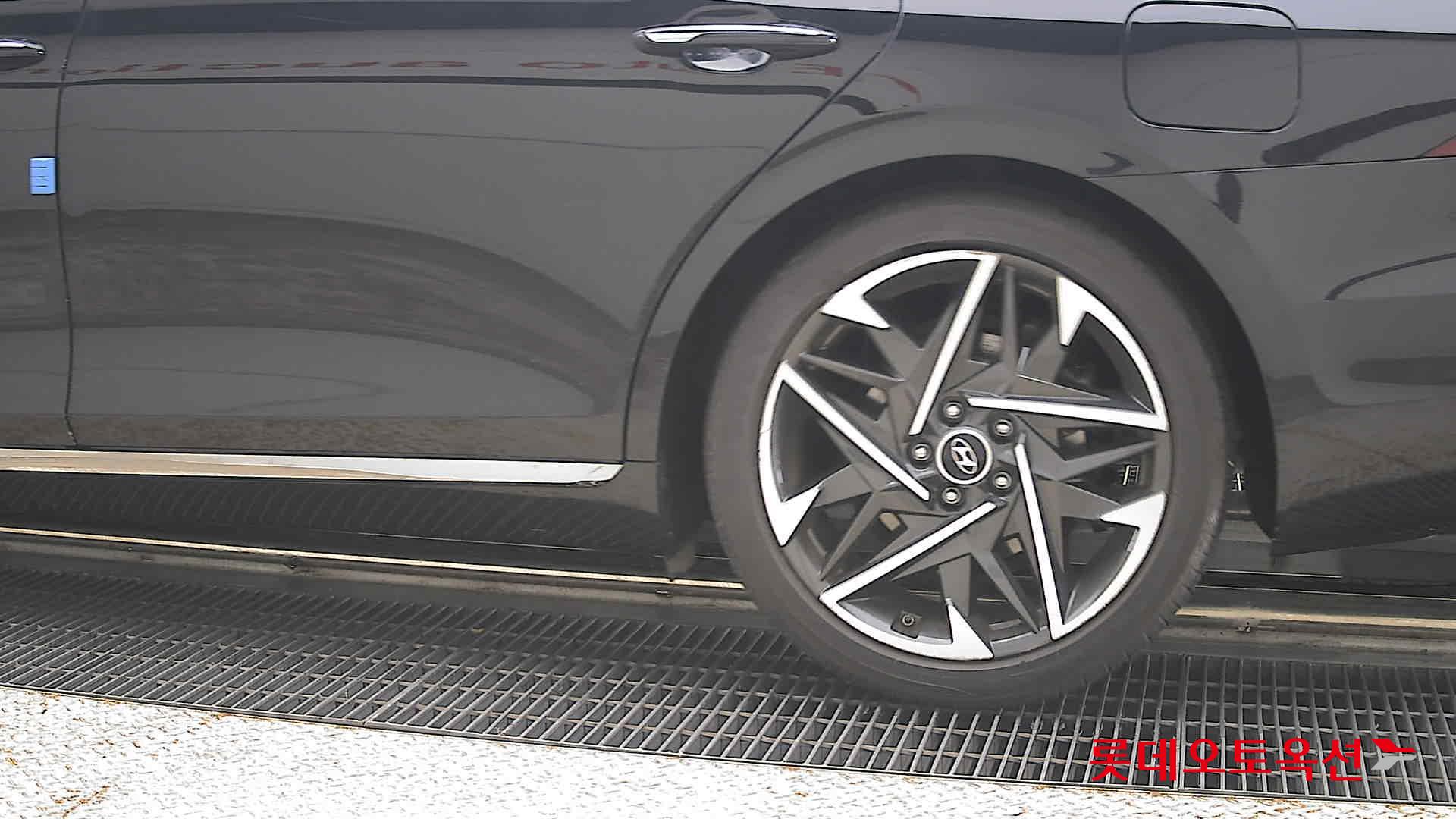 2023 - hyundai grandeur