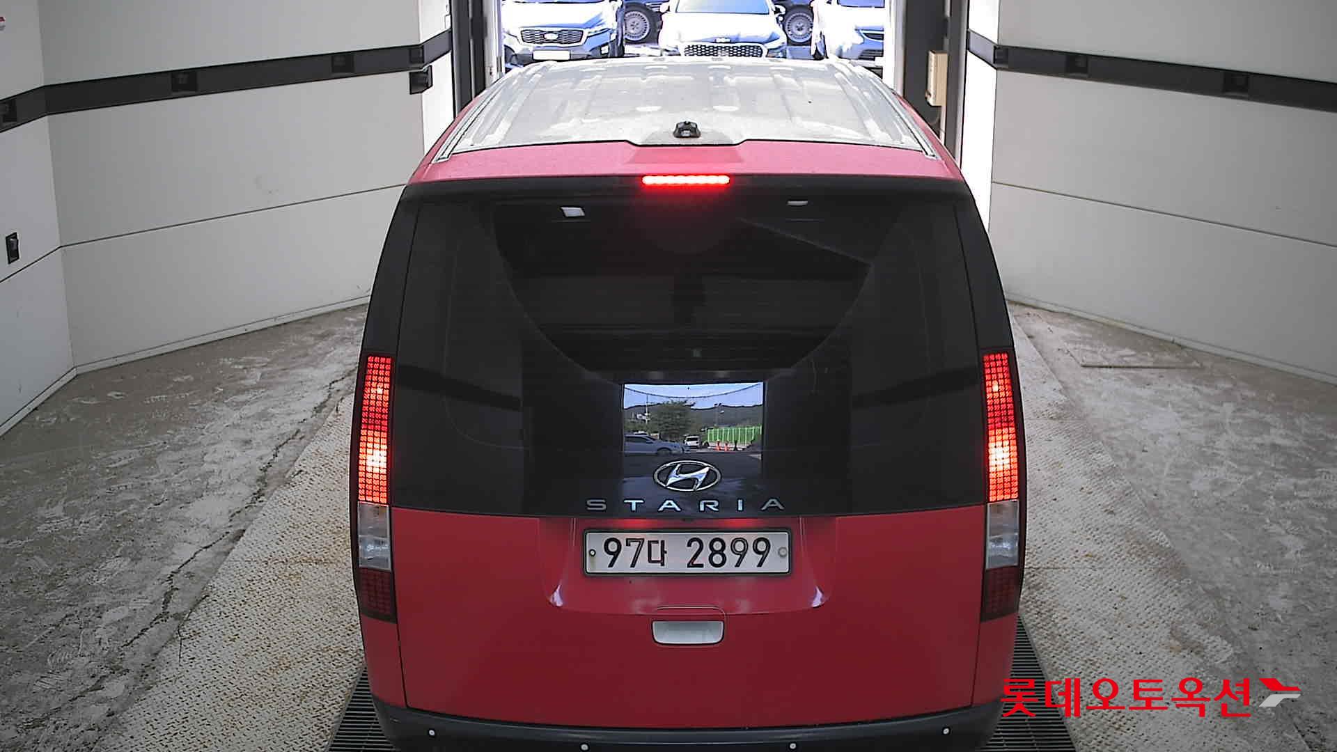 2022 - hyundai staria