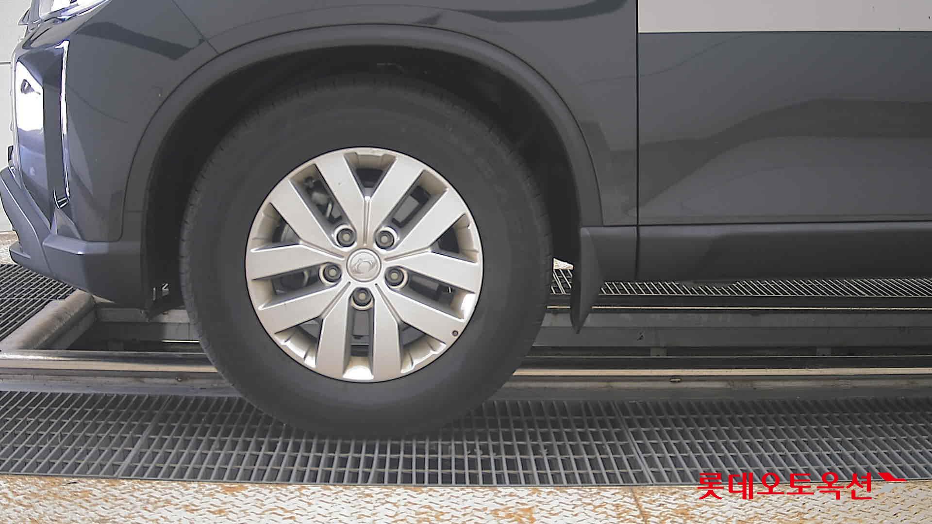 2024 - ssangyong rexton