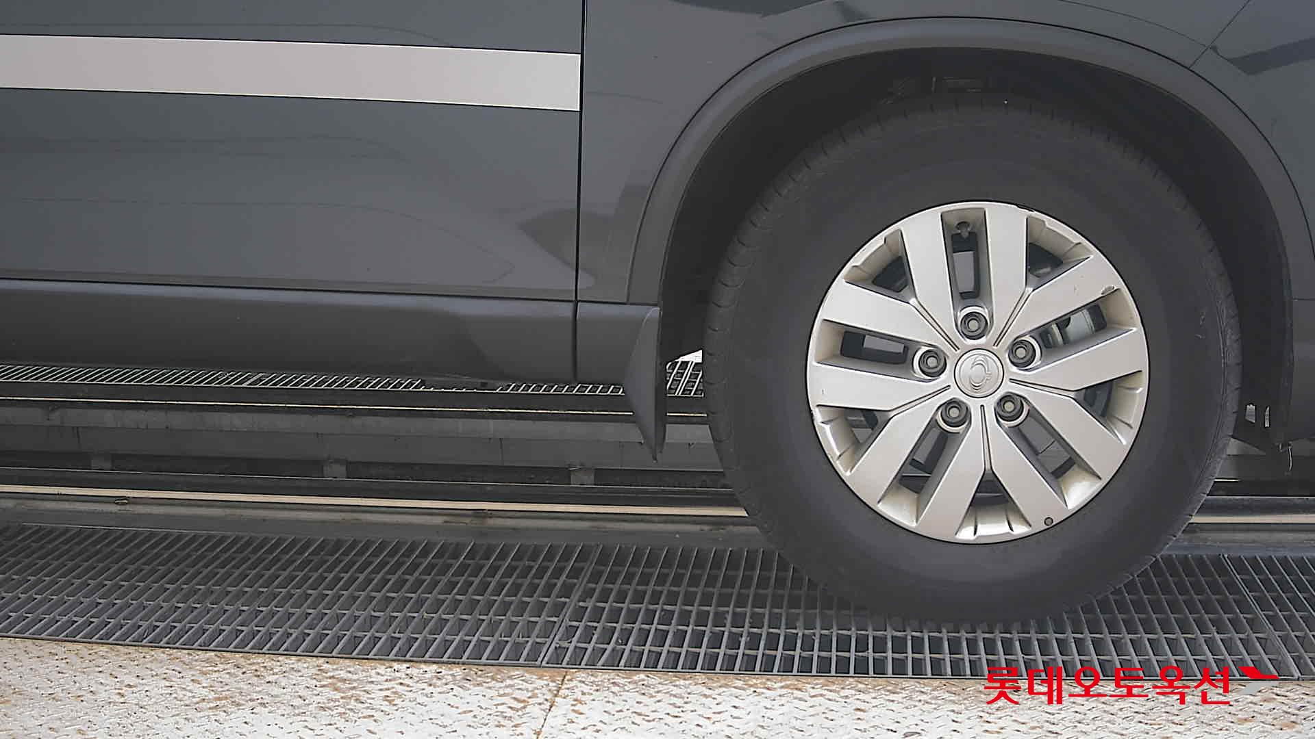 2024 - ssangyong rexton