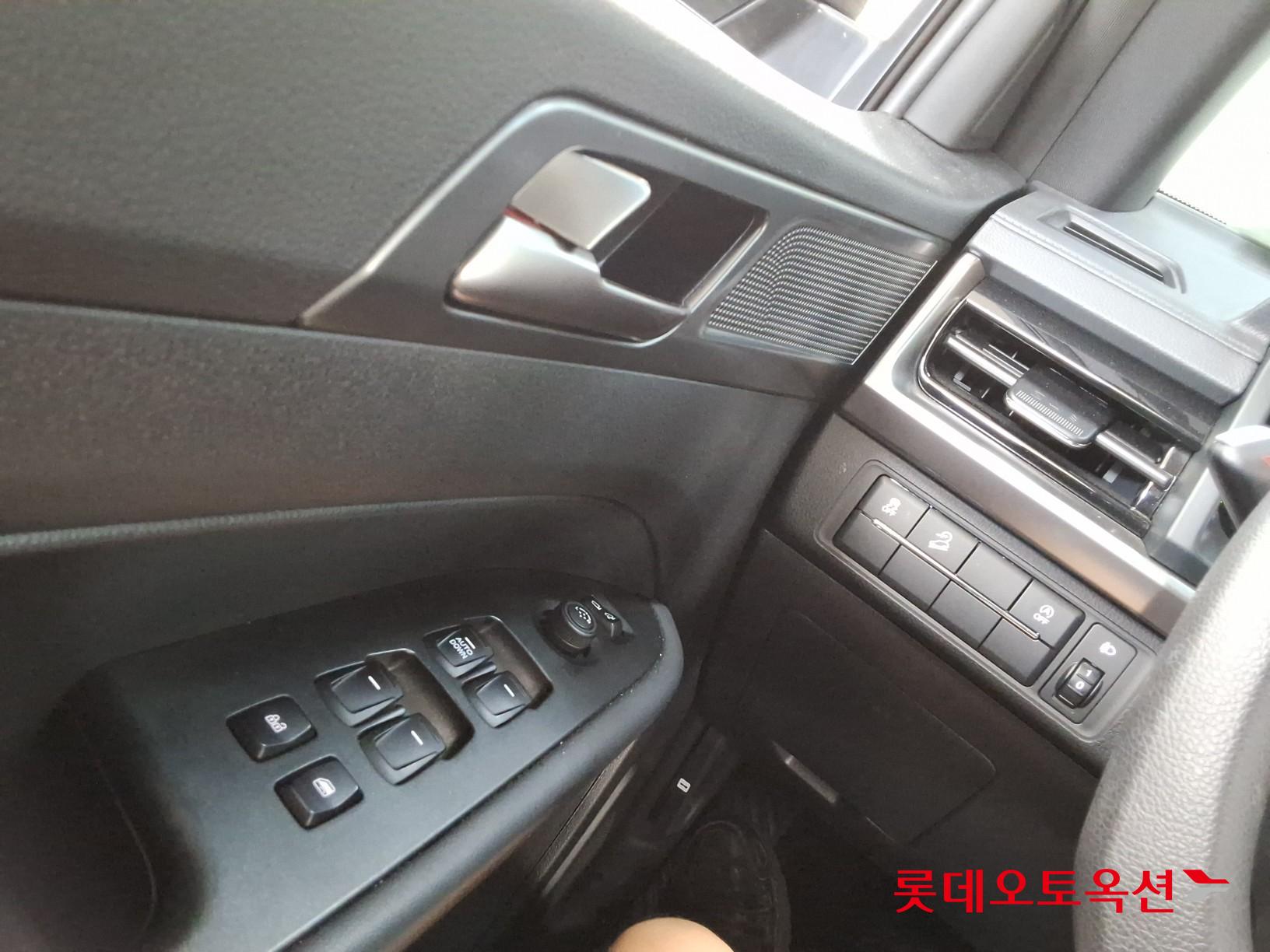 2024 - ssangyong rexton