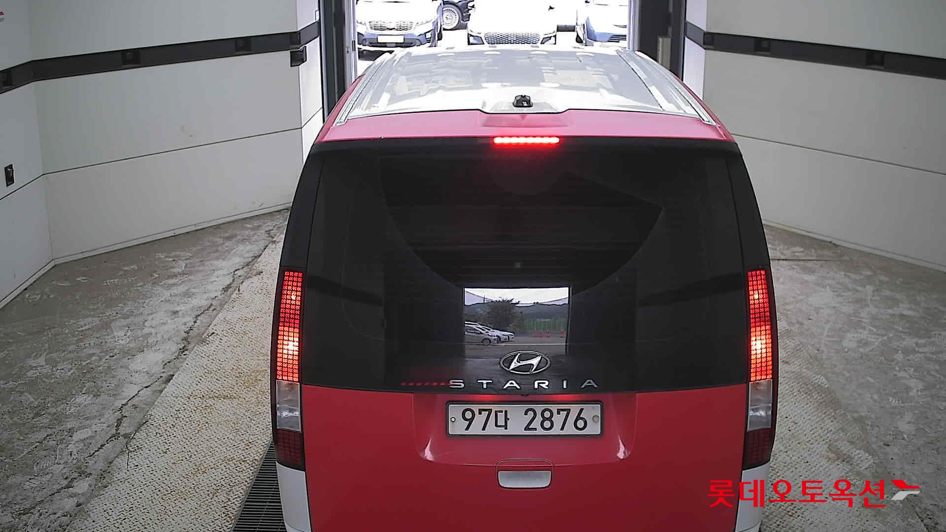 2022 - hyundai staria
