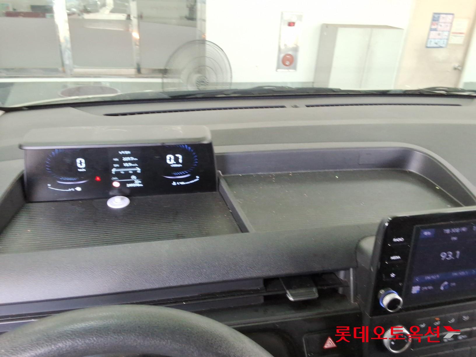 2022 - hyundai staria