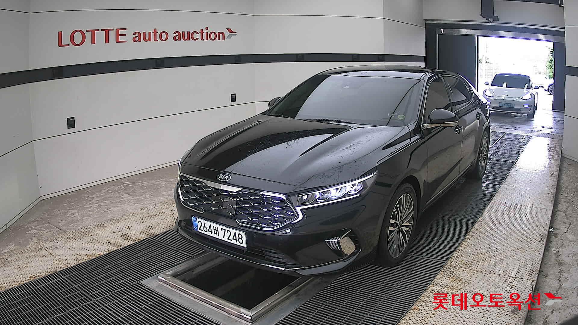 2021 - kia k7