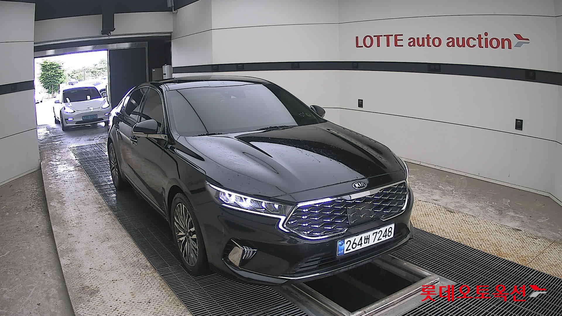 2021 - kia k7