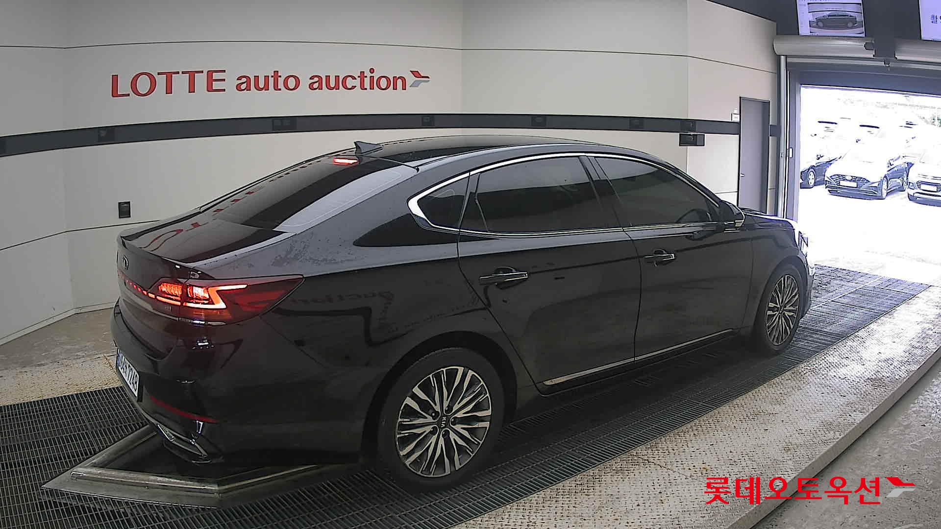 2021 - kia k7