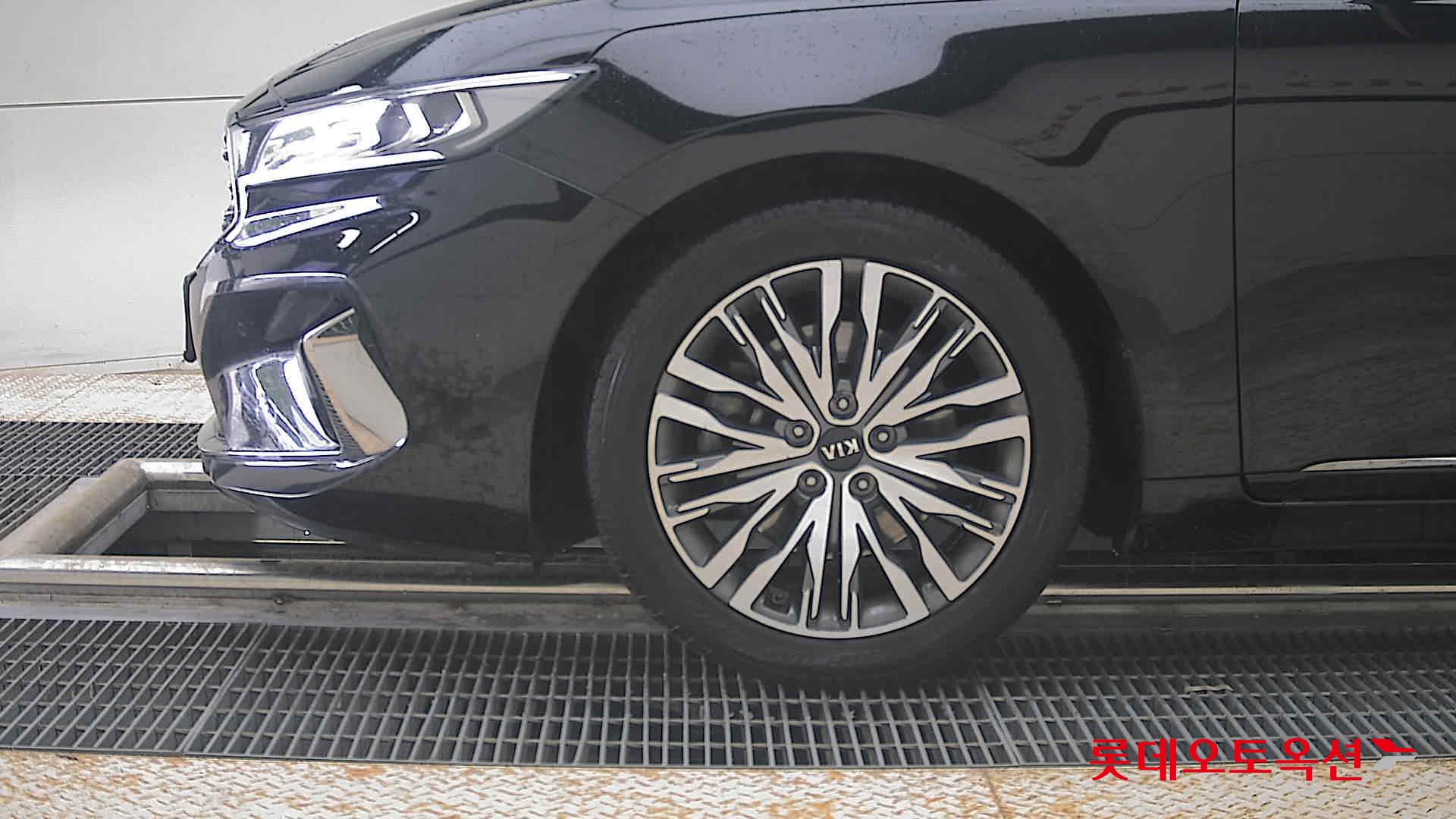 2021 - kia k7