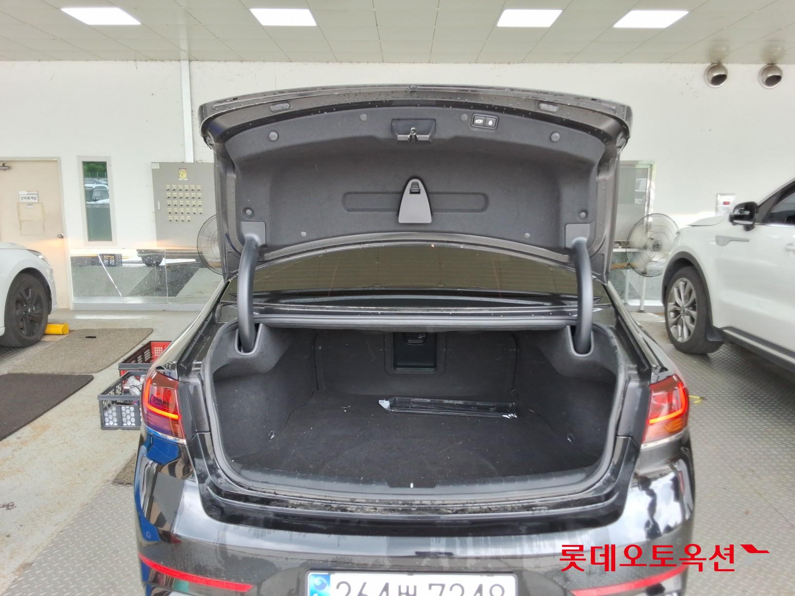 2021 - kia k7