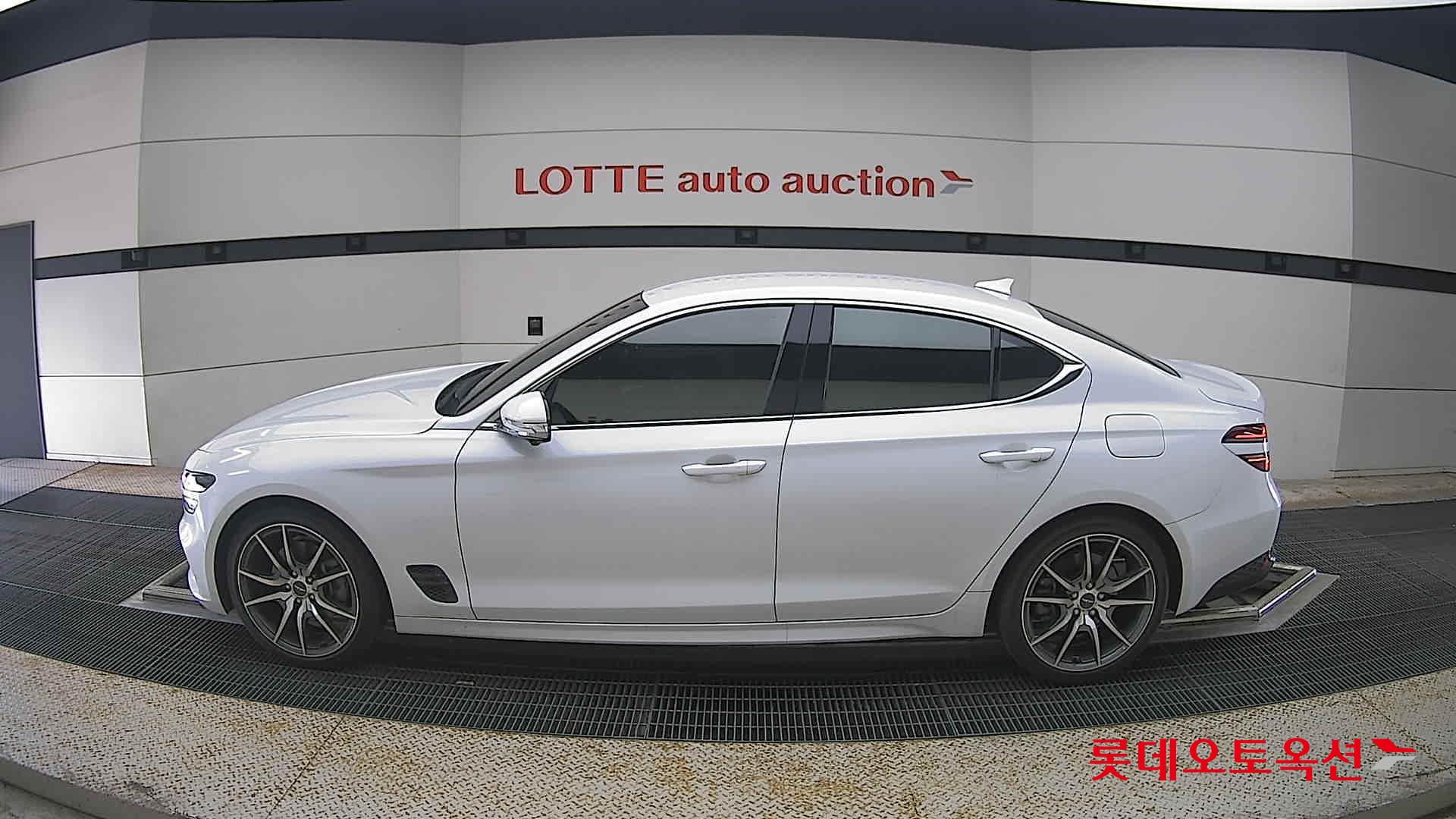 2023 - genesis g70