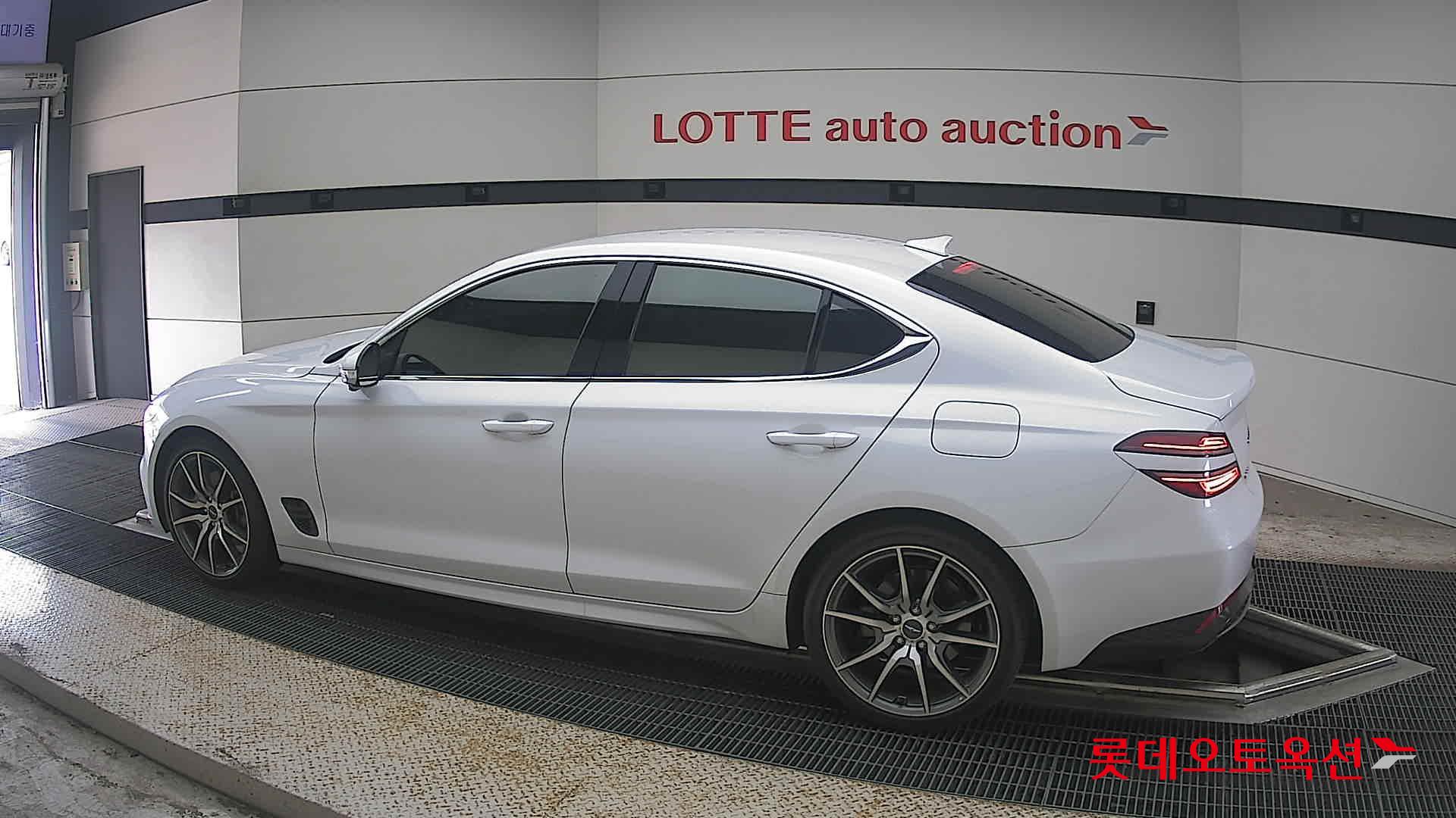 2023 - genesis g70