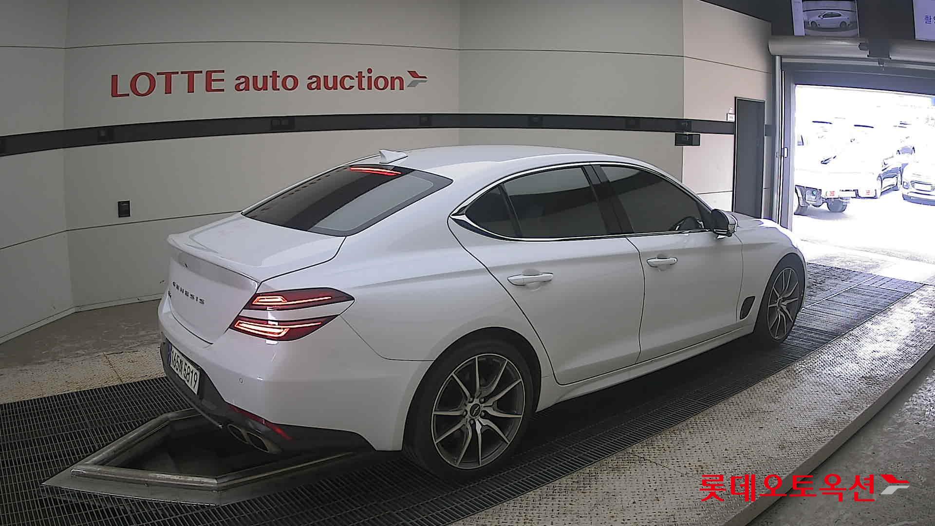 2023 - genesis g70