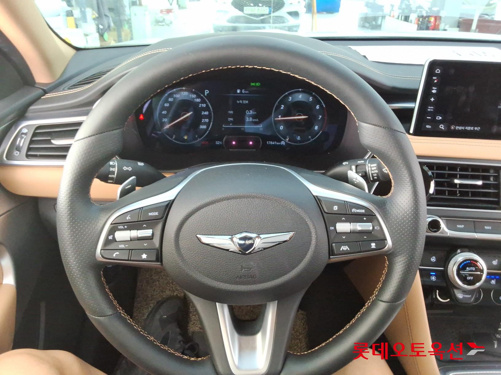 2023 - genesis g70