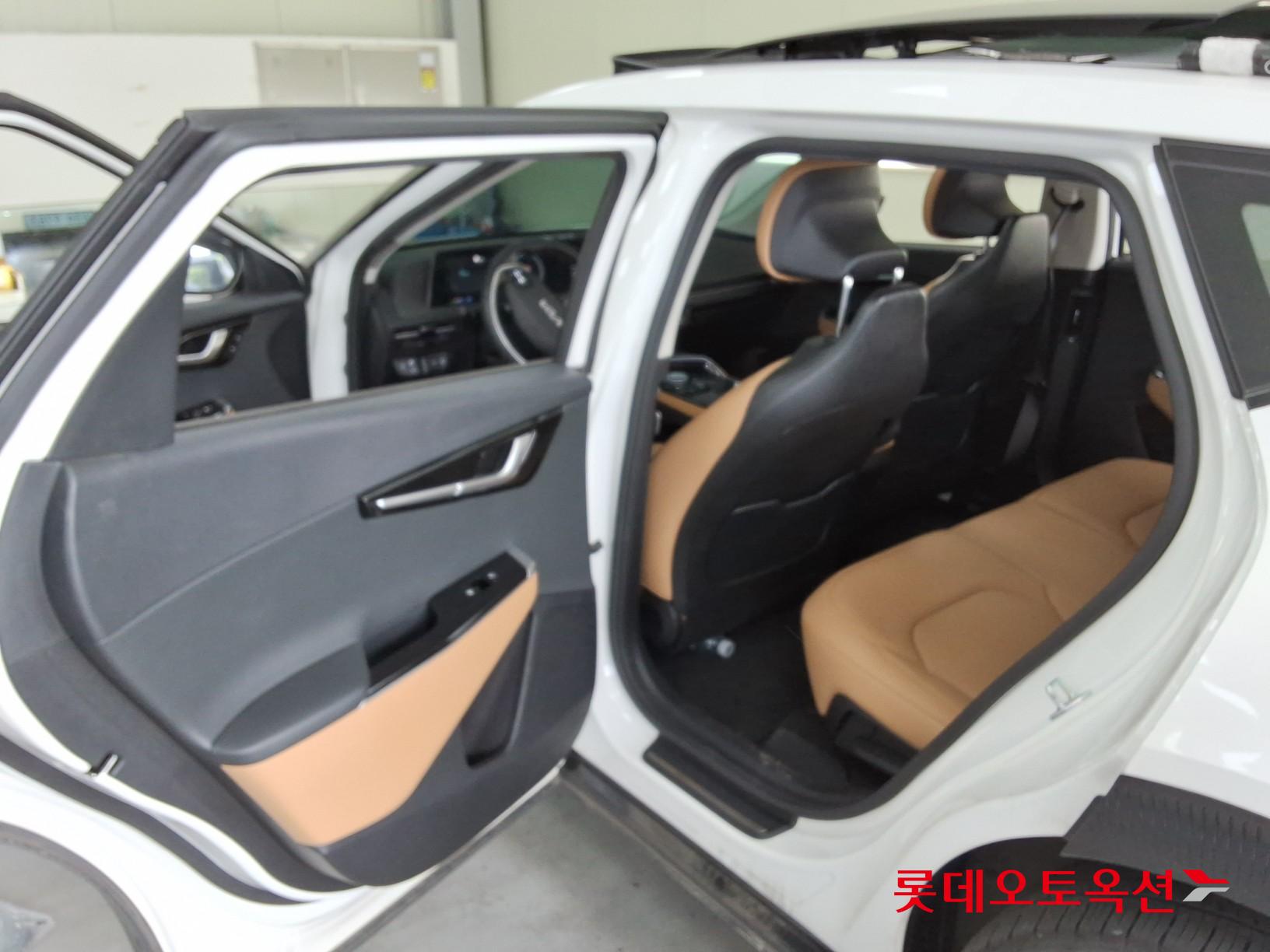 2022 - kia ev6