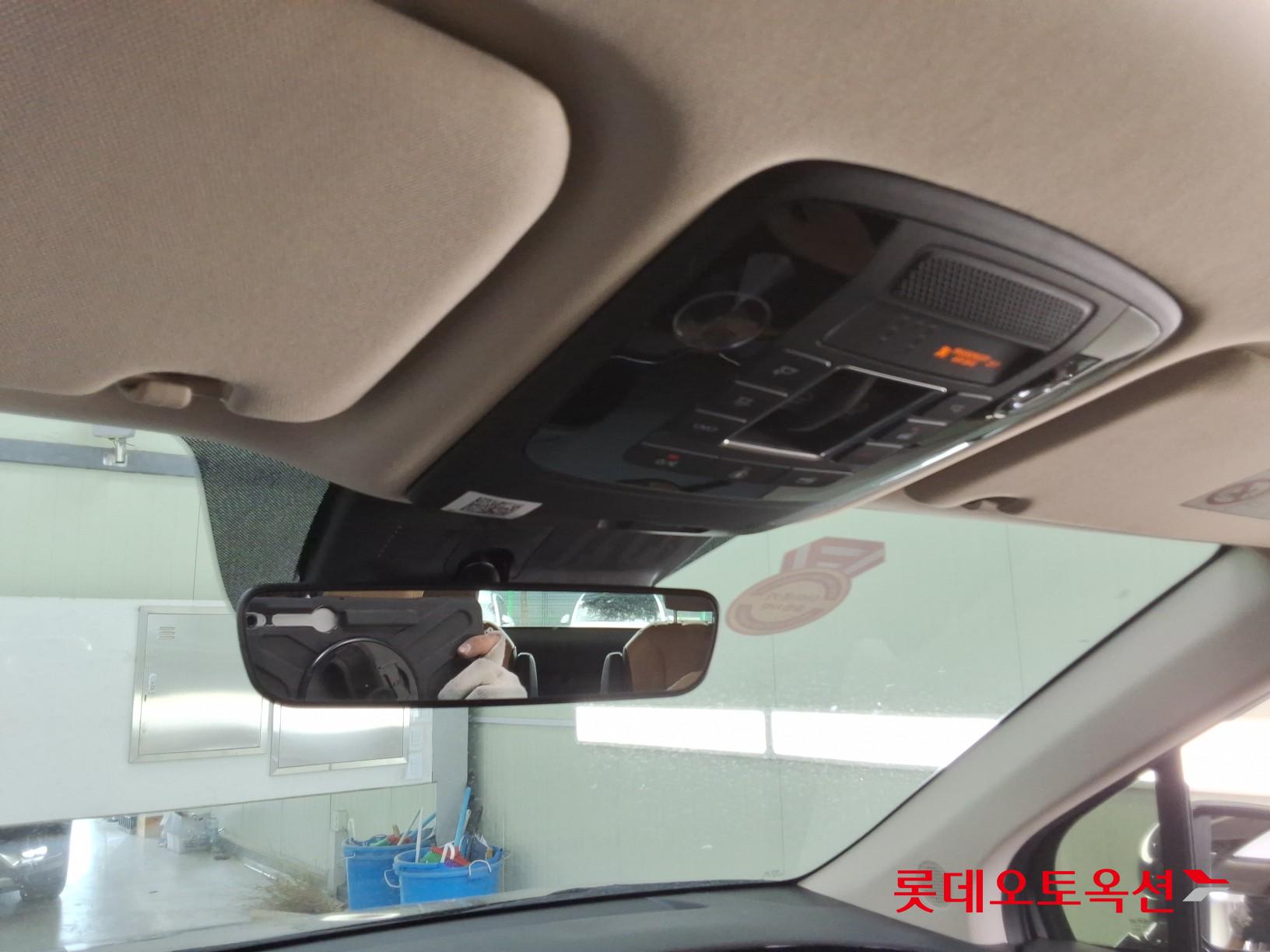 2021 - kia carnival