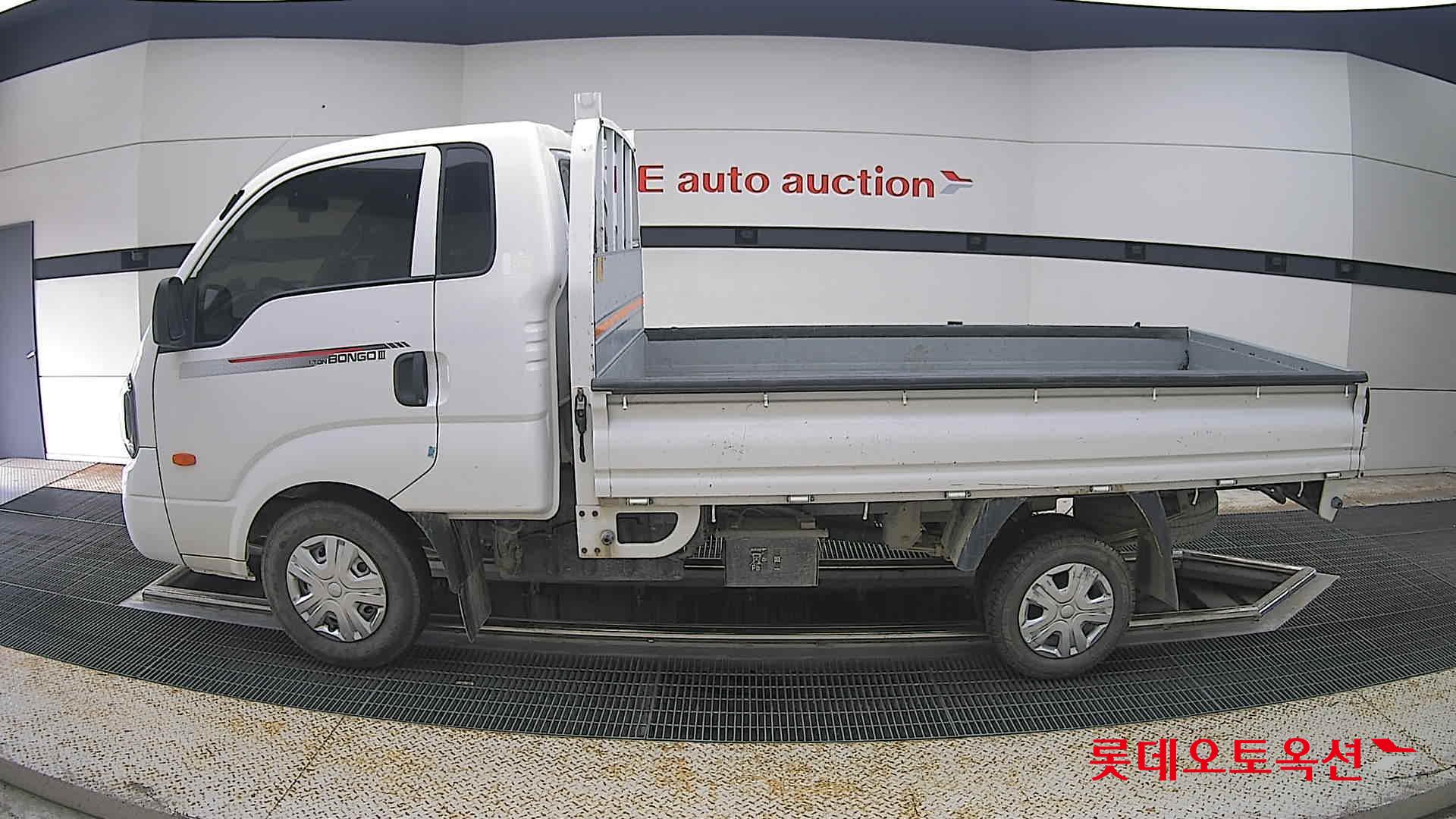 2023 - kia bongo