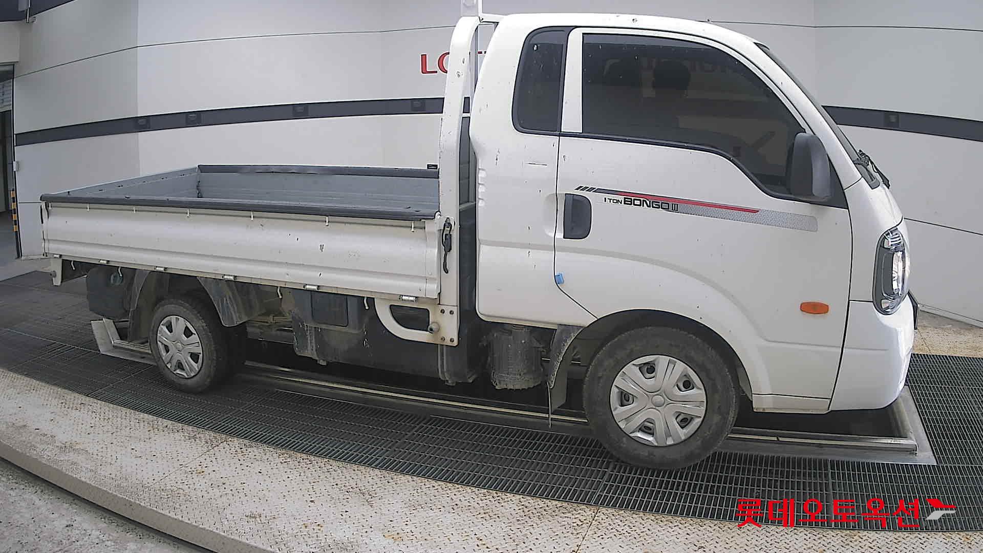 2023 - kia bongo