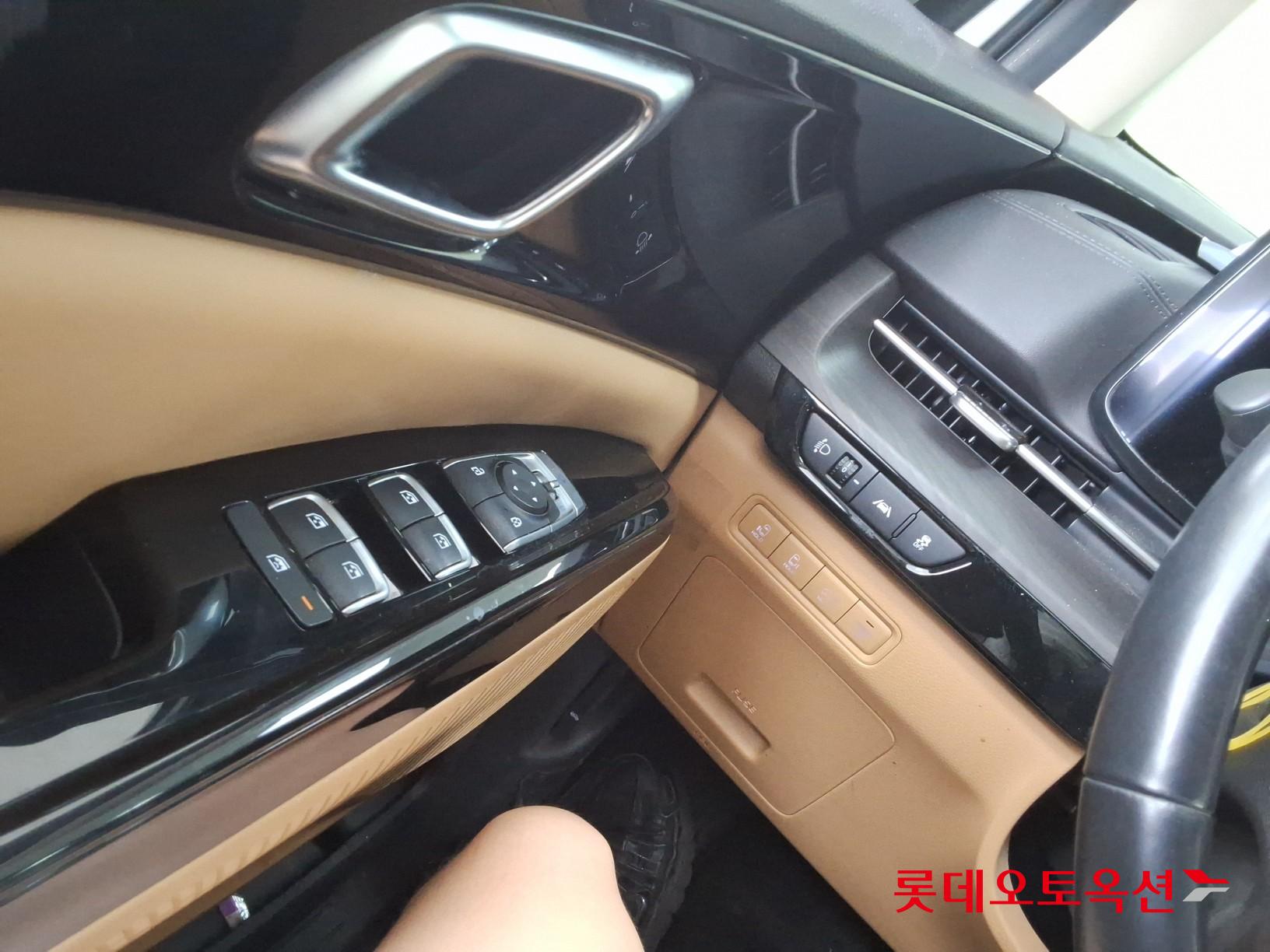 2021 - kia carnival