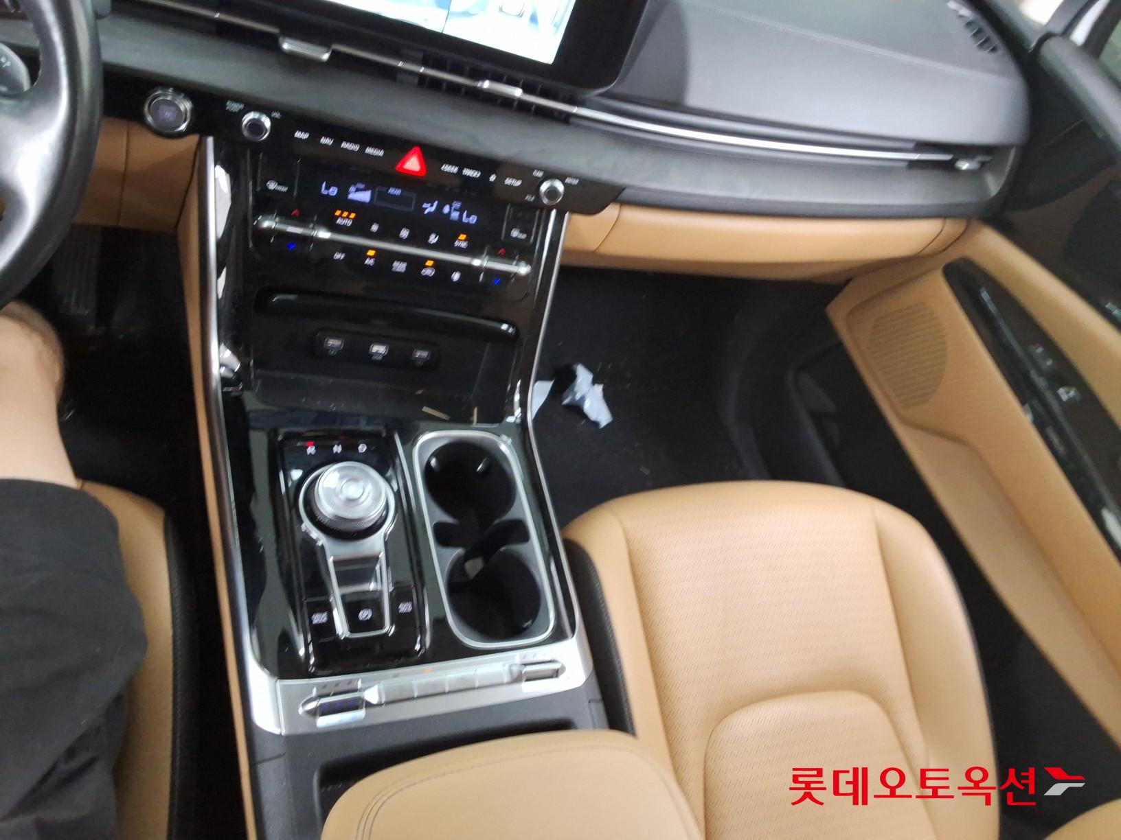 2021 - kia carnival
