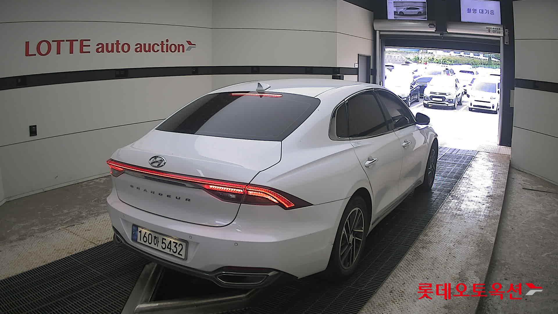 2022 - hyundai grandeur