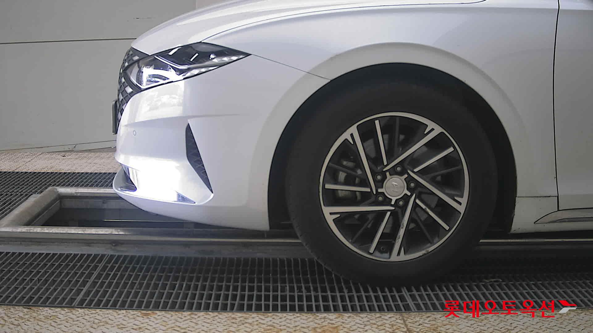 2022 - hyundai grandeur