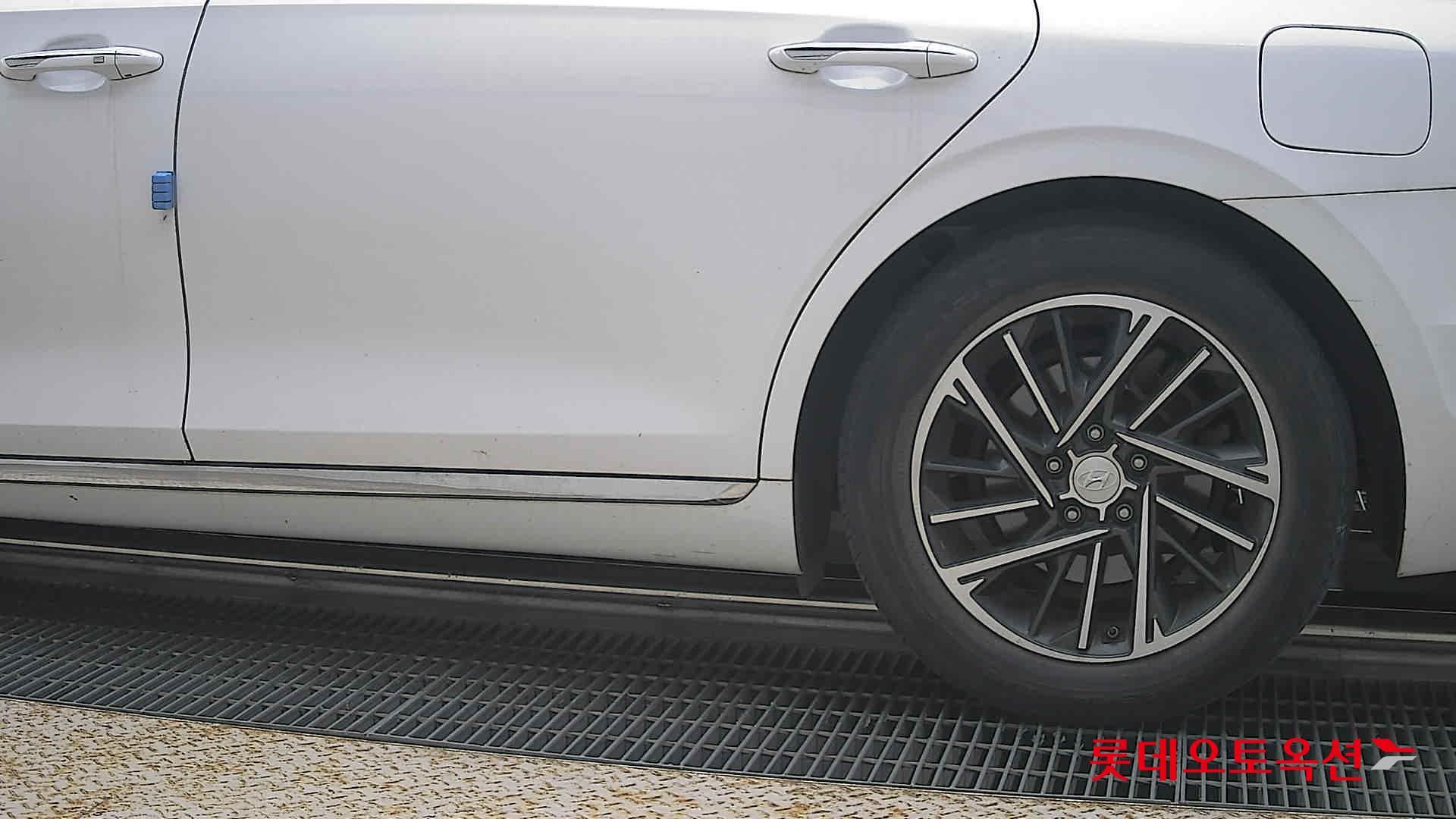 2022 - hyundai grandeur