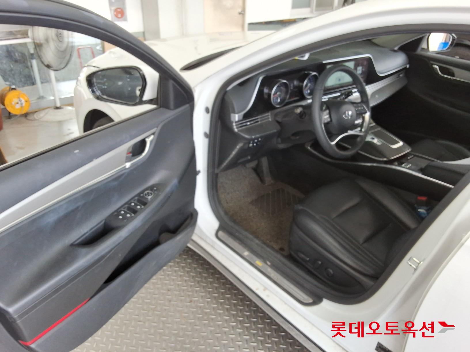 2022 - hyundai grandeur
