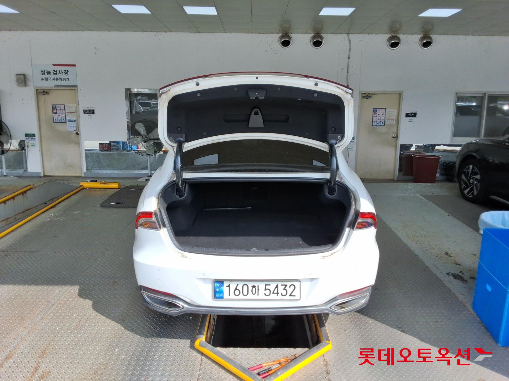2022 - hyundai grandeur