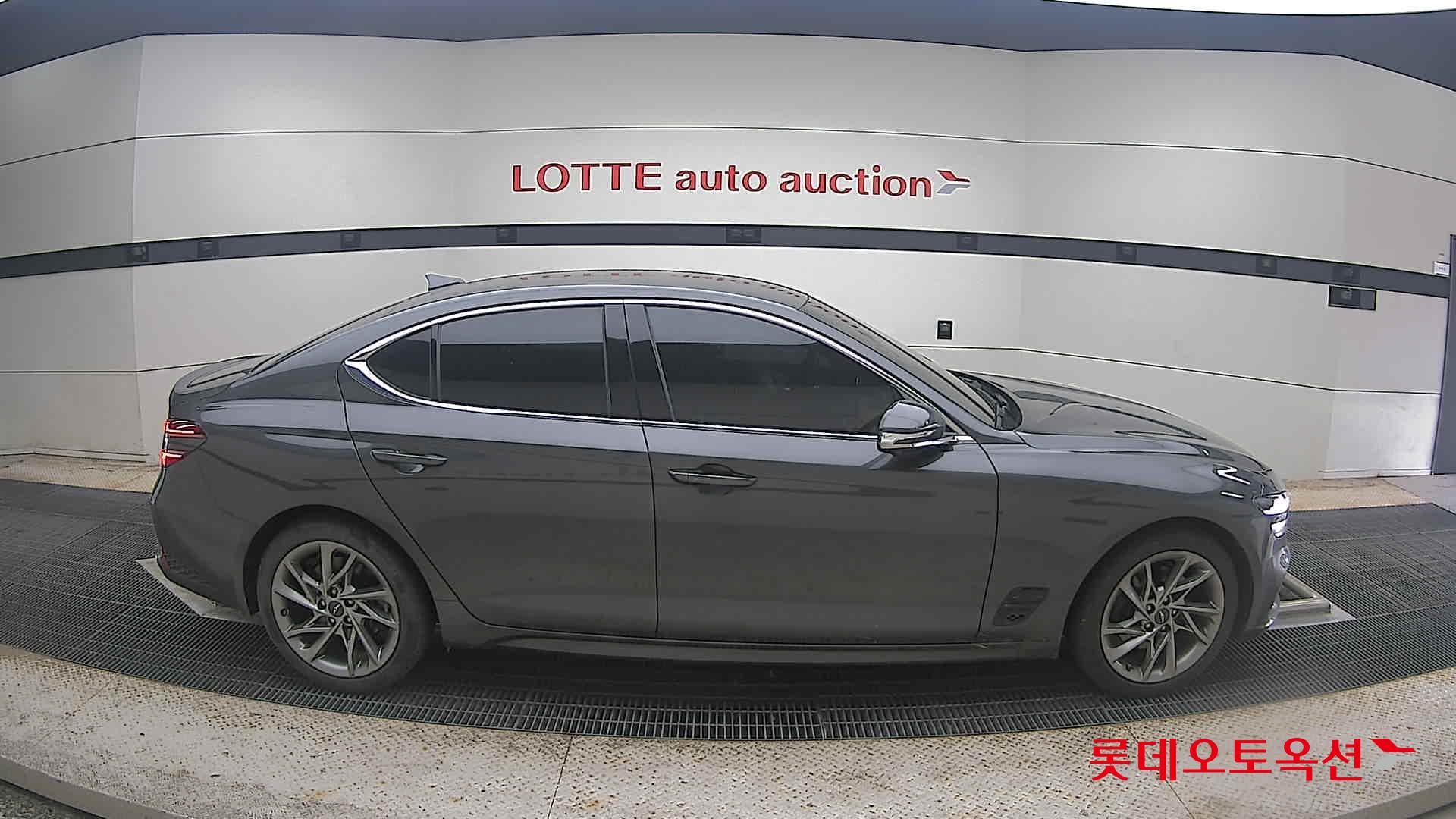 2023 - genesis g70