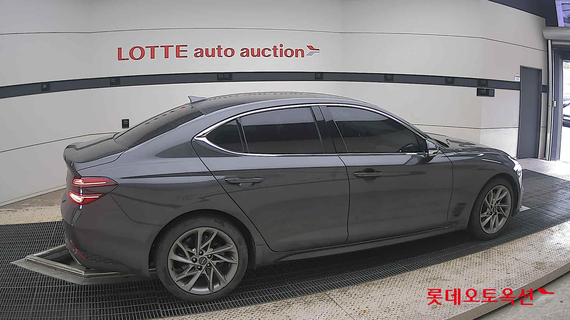 2023 - genesis g70