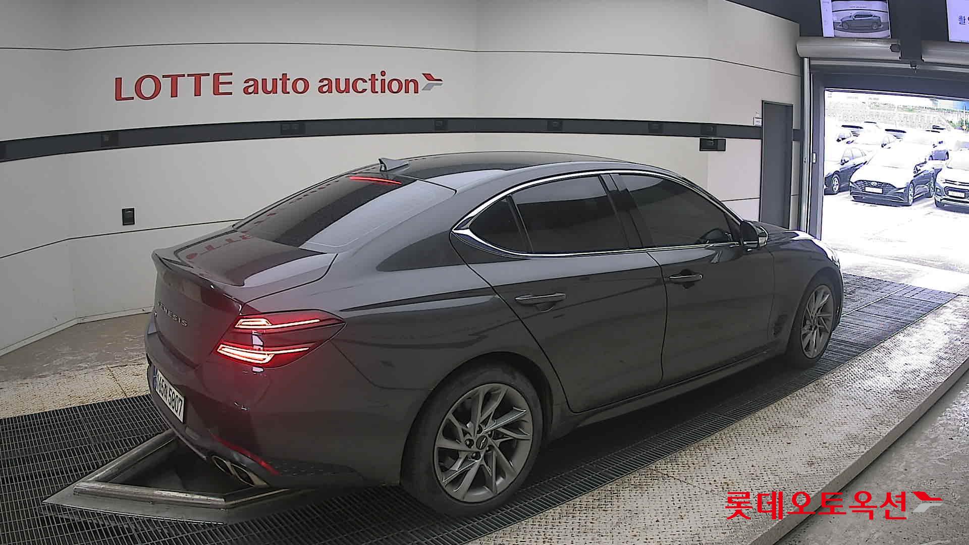 2023 - genesis g70