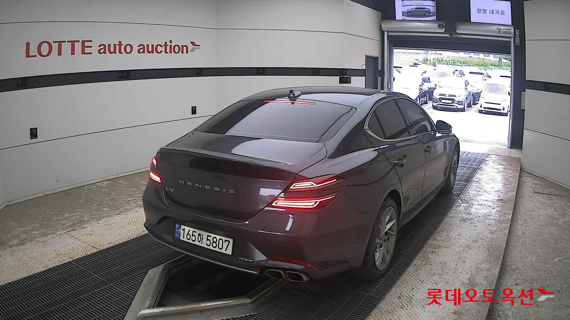 2023 - genesis g70