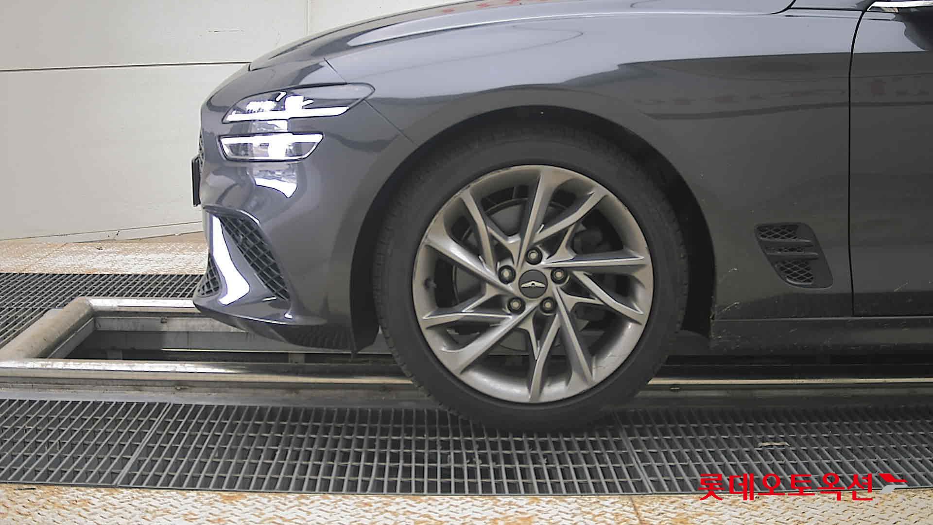2023 - genesis g70