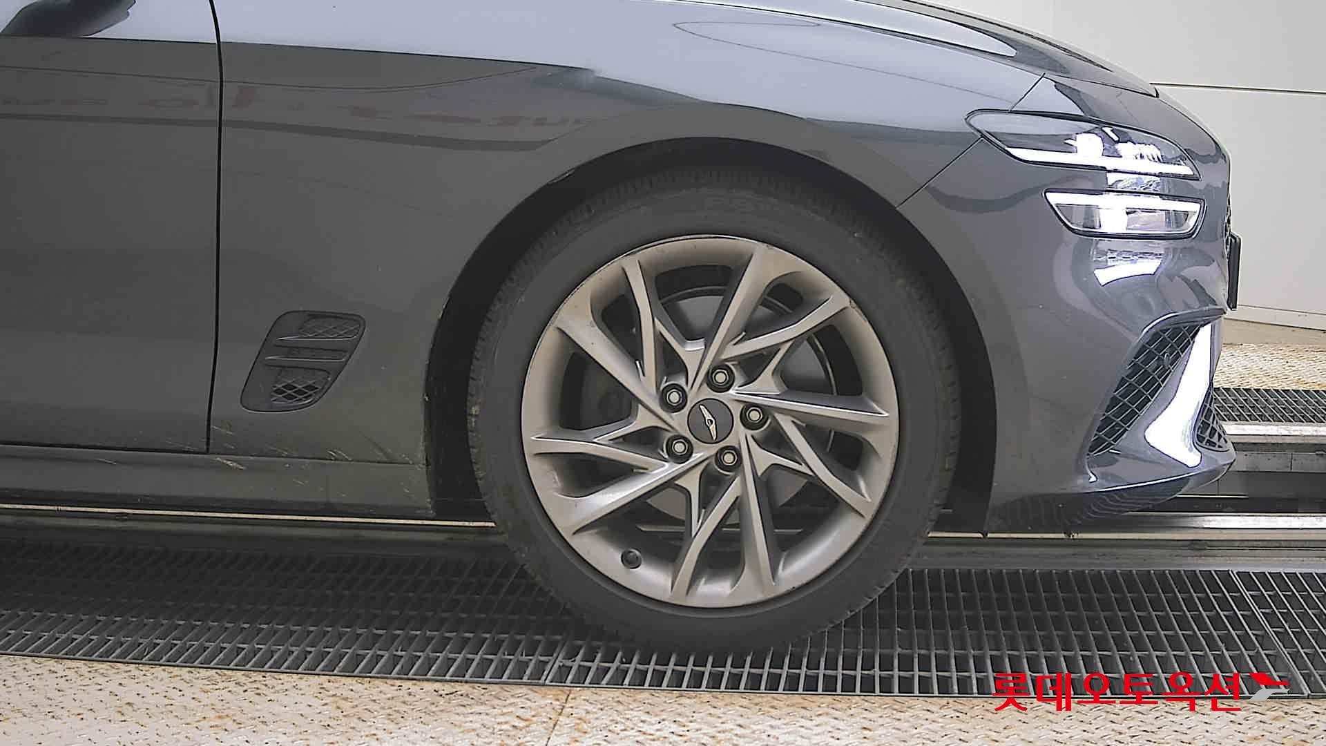 2023 - genesis g70
