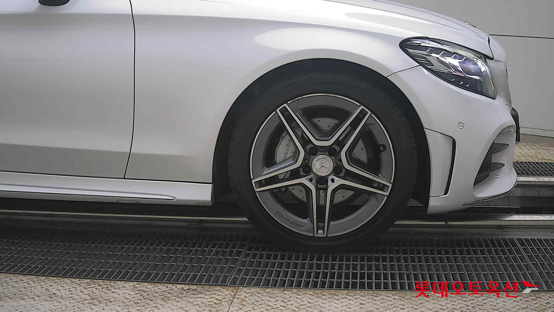 2019 - mercedes-benz c200