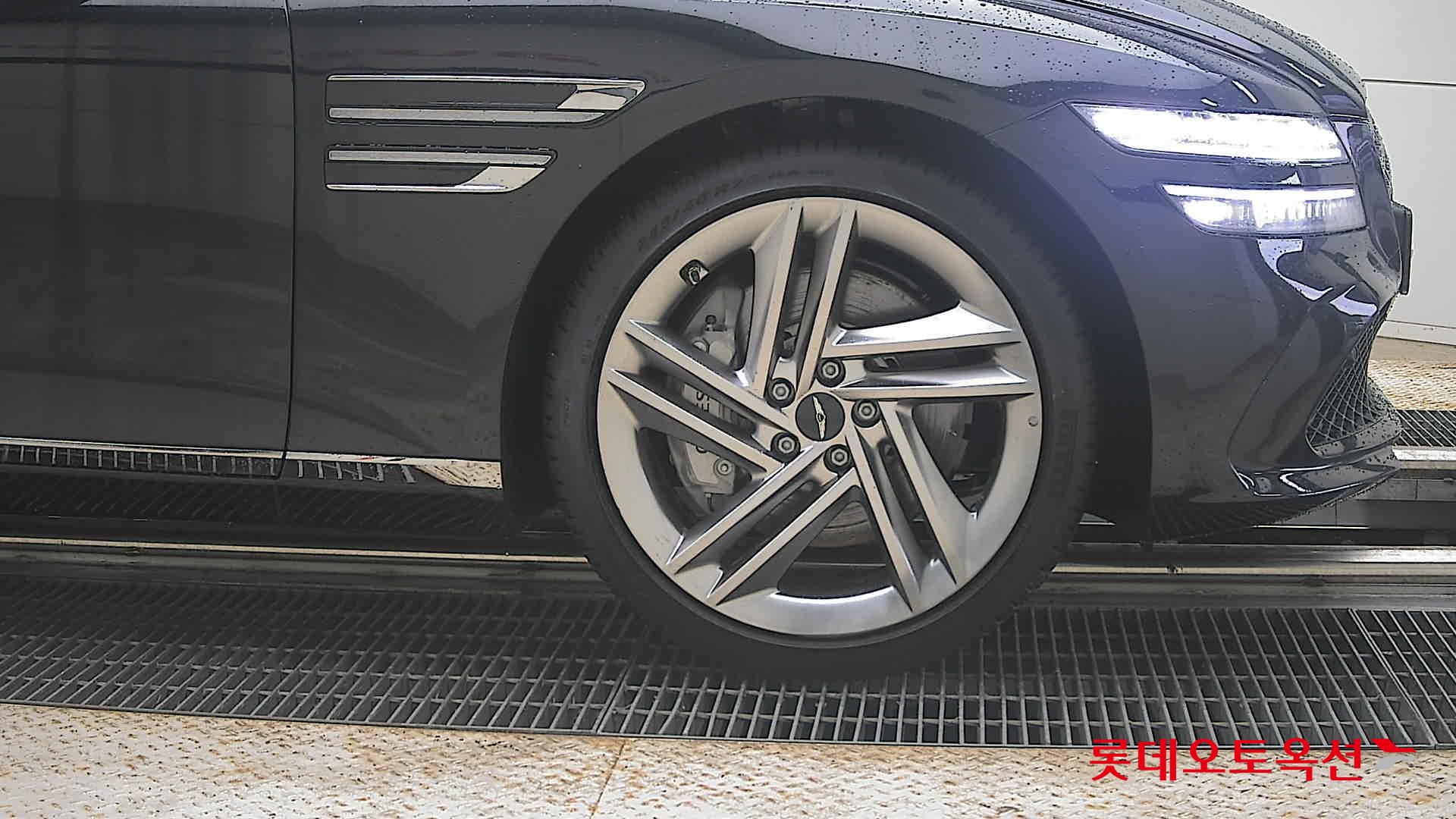 2026 - genesis g80