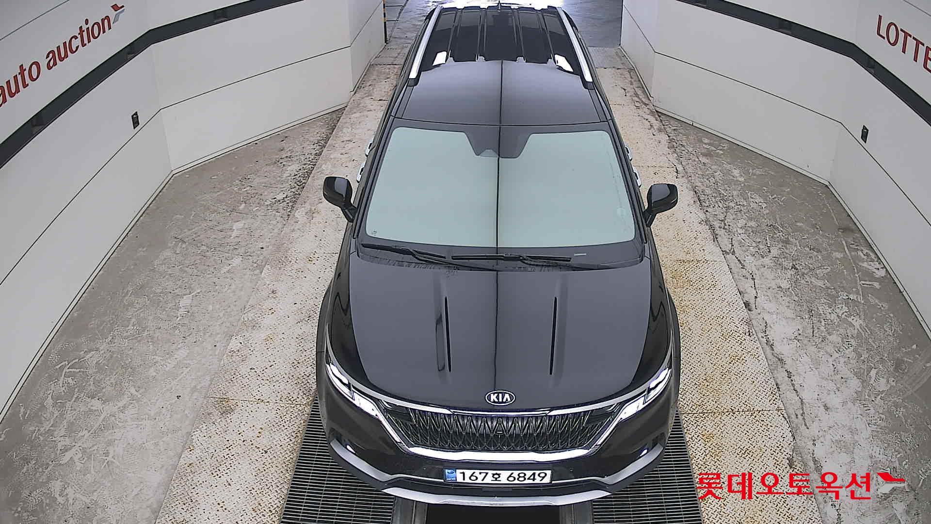 2021 - kia carnival