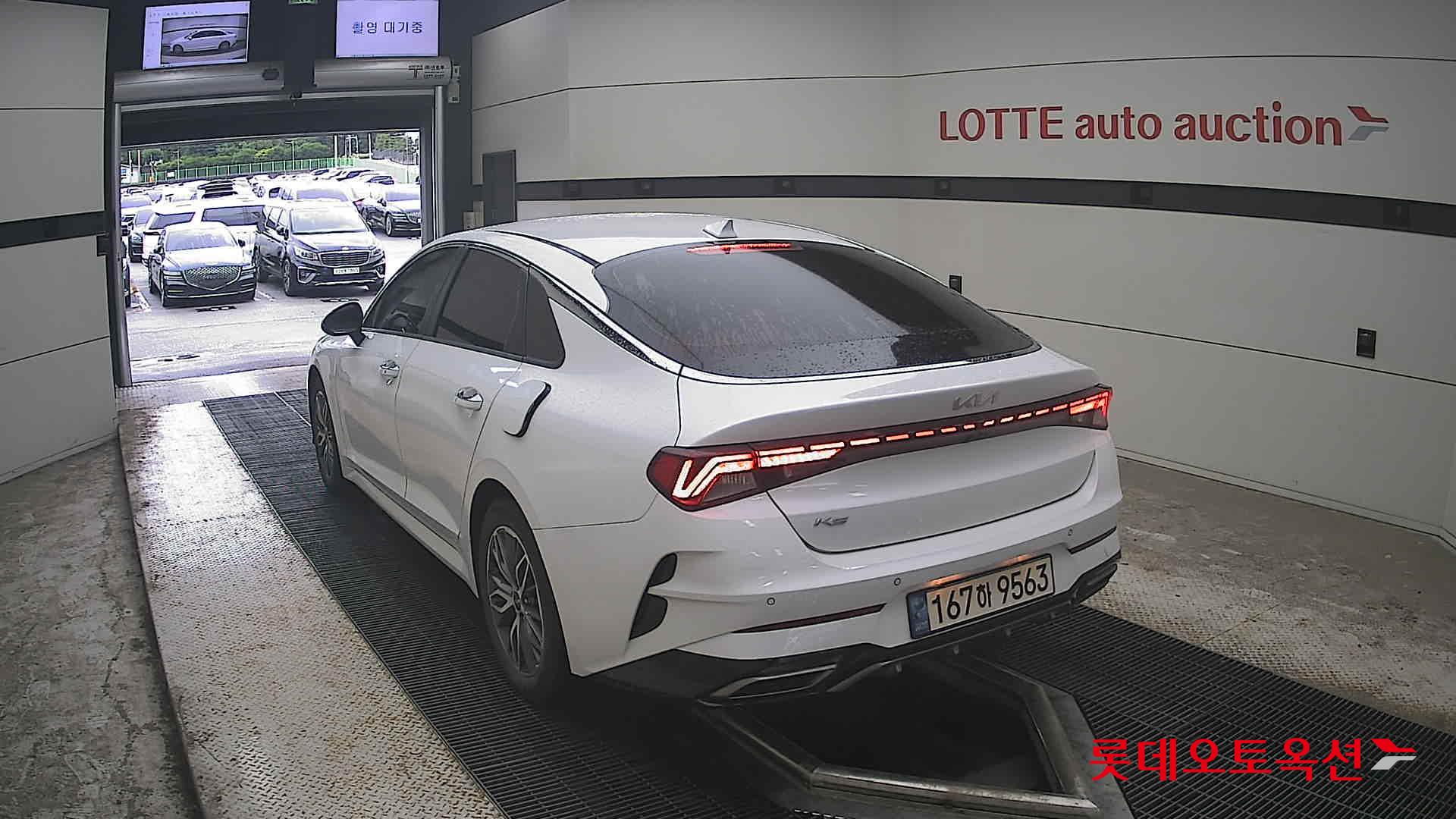 2022 - kia k5