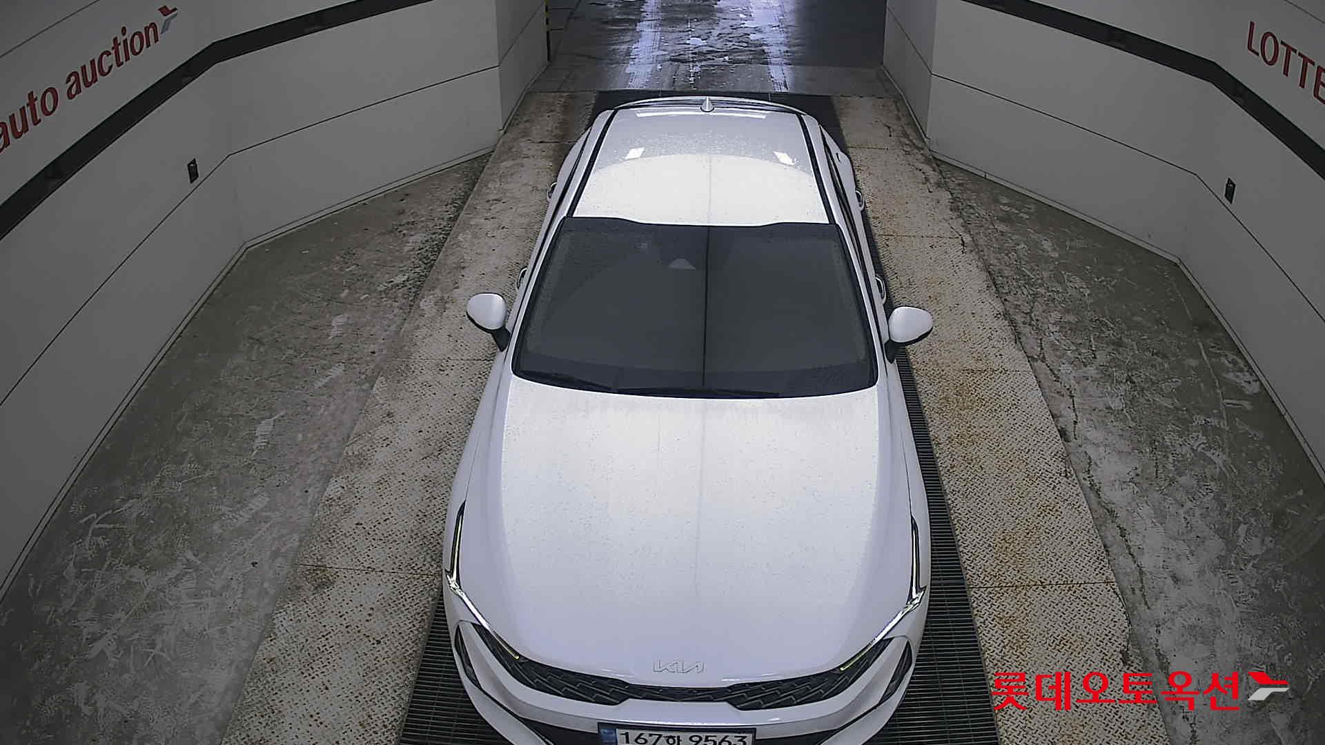 2022 - kia k5