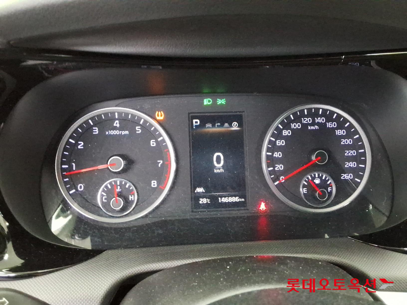 2022 - kia k5