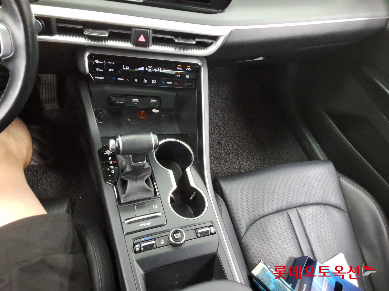 2022 - kia k5