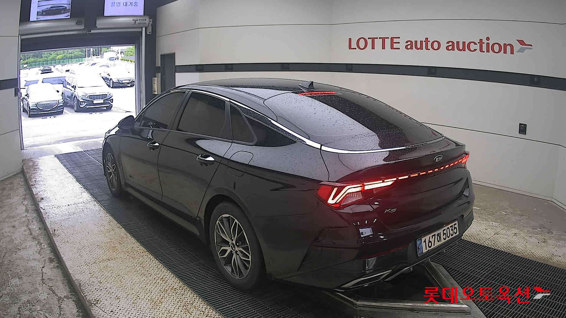 2021 - kia k5