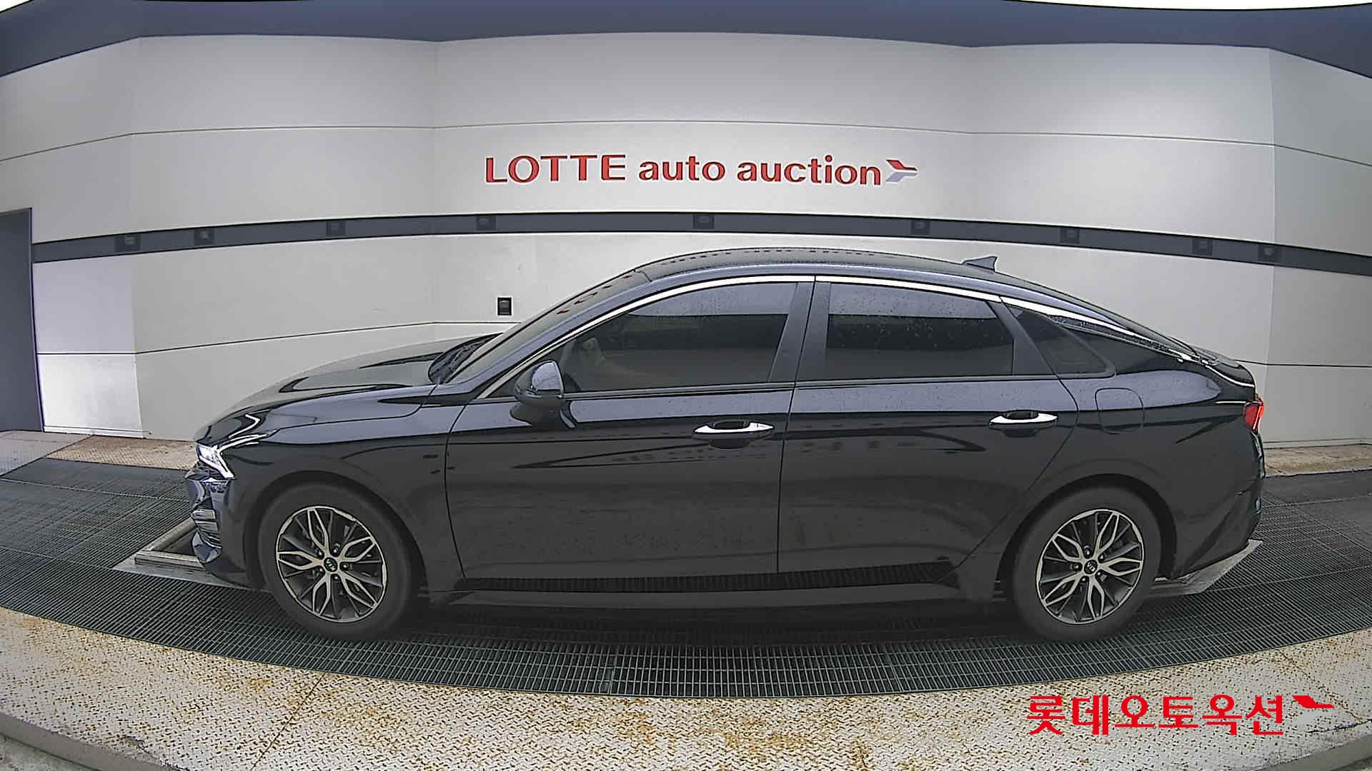 2021 - kia k5