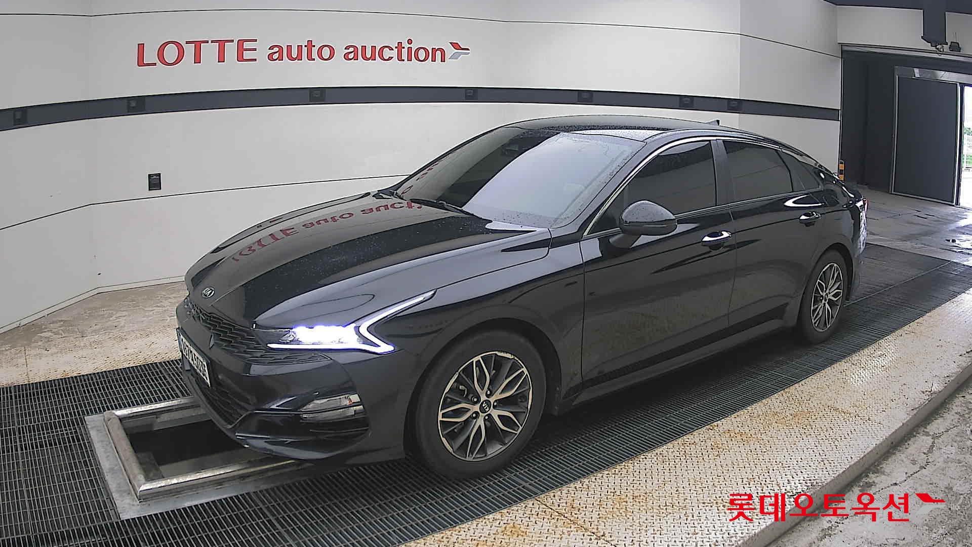 2021 - kia k5