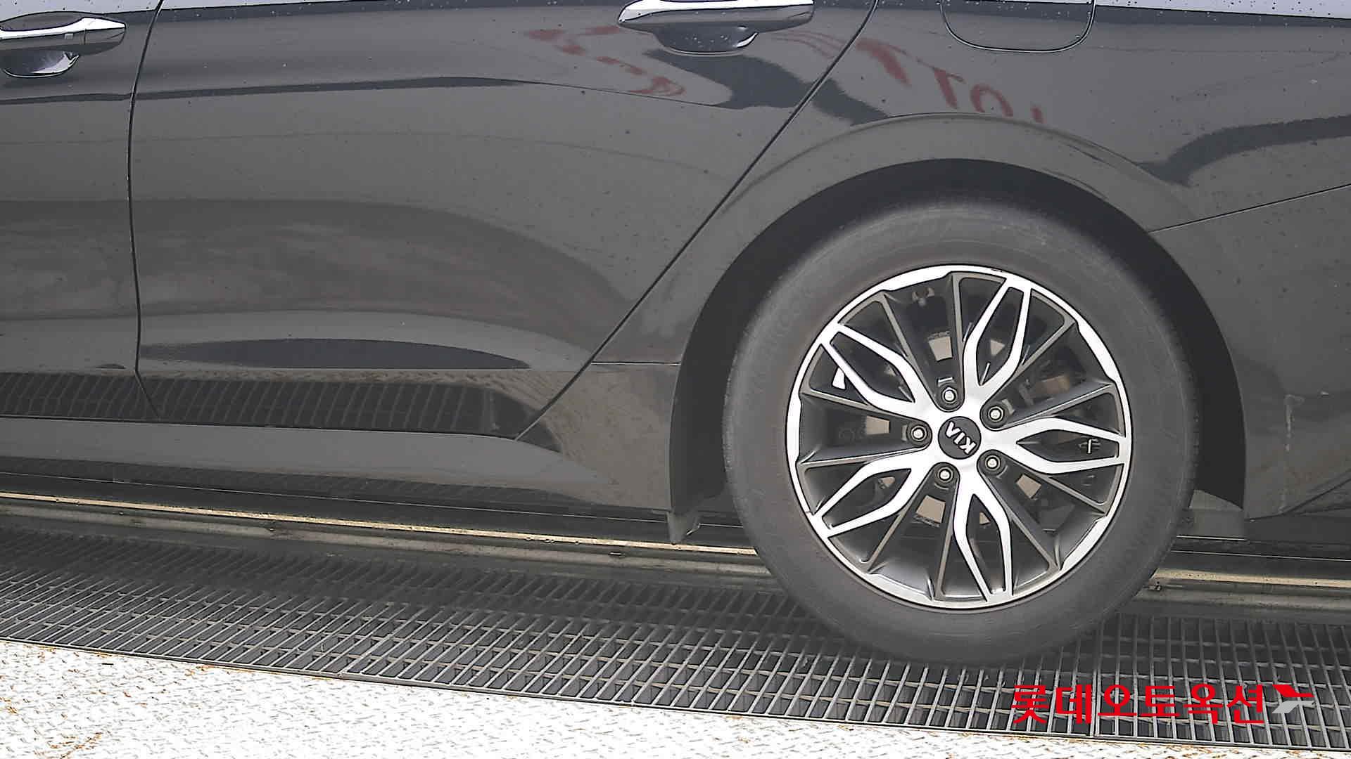 2021 - kia k5