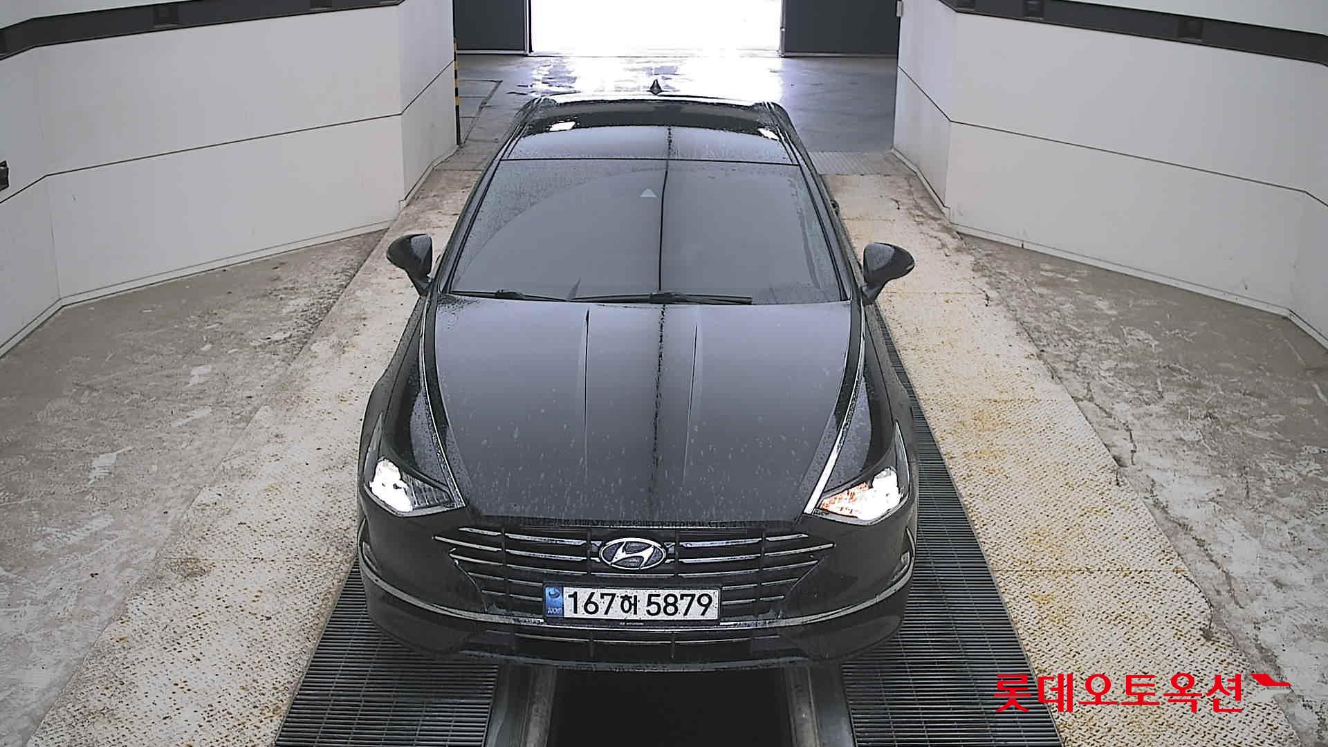 SONATA DN8 ()