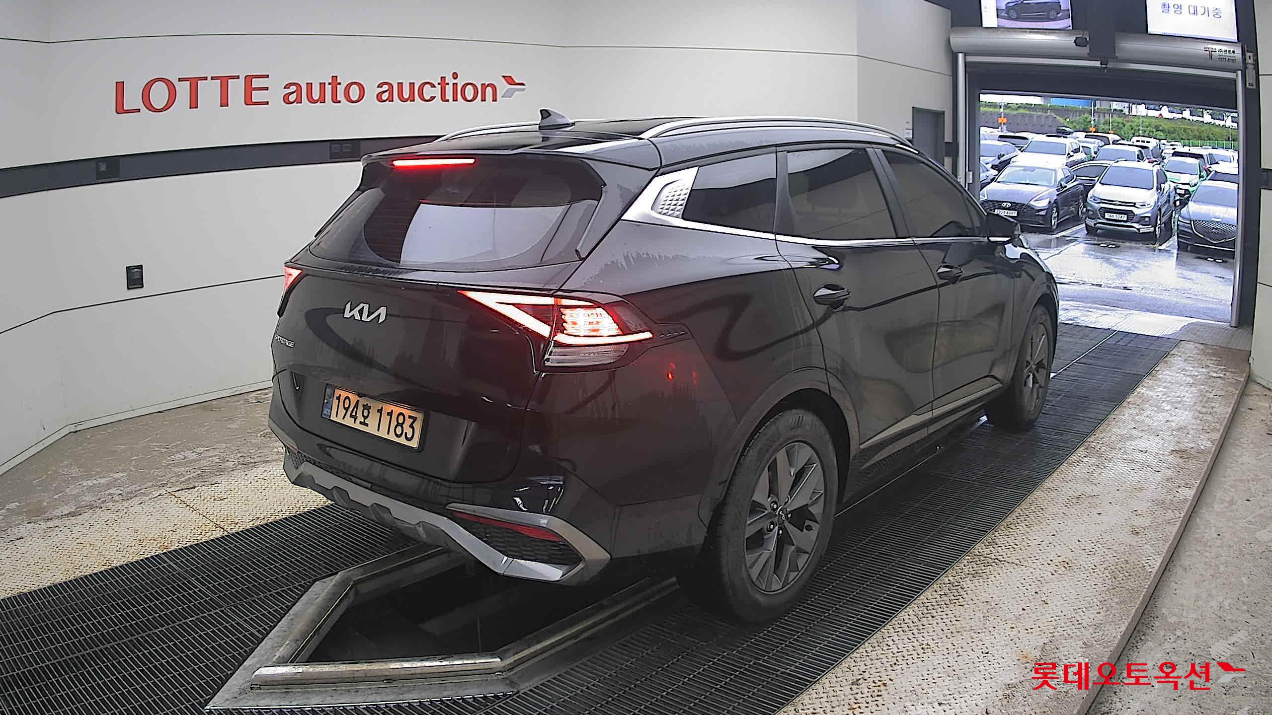 2022 - kia sportage