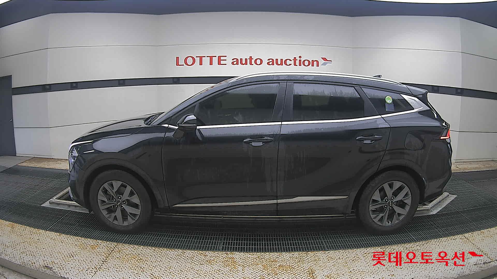 2022 - kia sportage