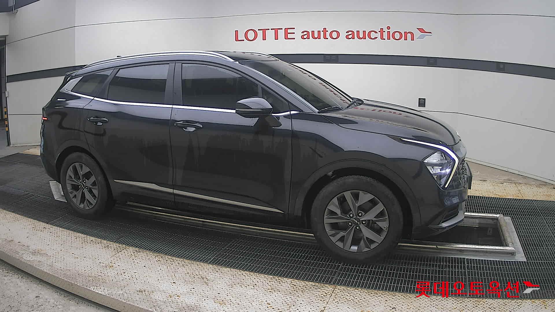 2022 - kia sportage